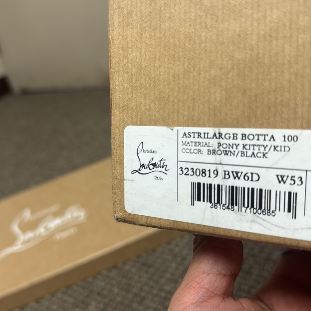 CHRISTIAN LOUBOUTIN - Size 36.5 - ASTRILARGE BOTTA 100 - Picture 13 of 14